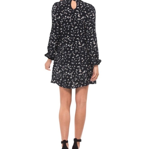 Beach Riot Sydney Dress - Picture 2 of 7